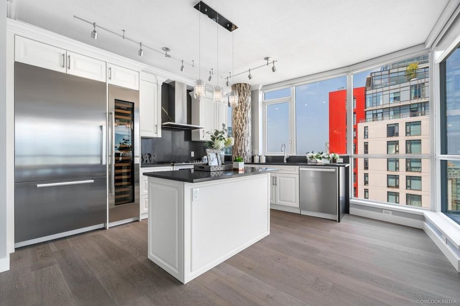 3501 1189 Melville Street Vancouver, BC - 6