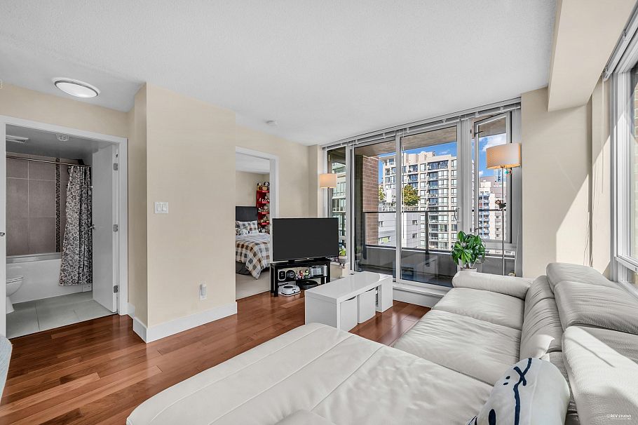 1506 1088 Richards Street Vancouver, BC - 11