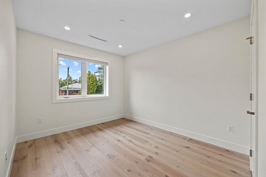 6009 Fremlin Street Vancouver, BC - 25