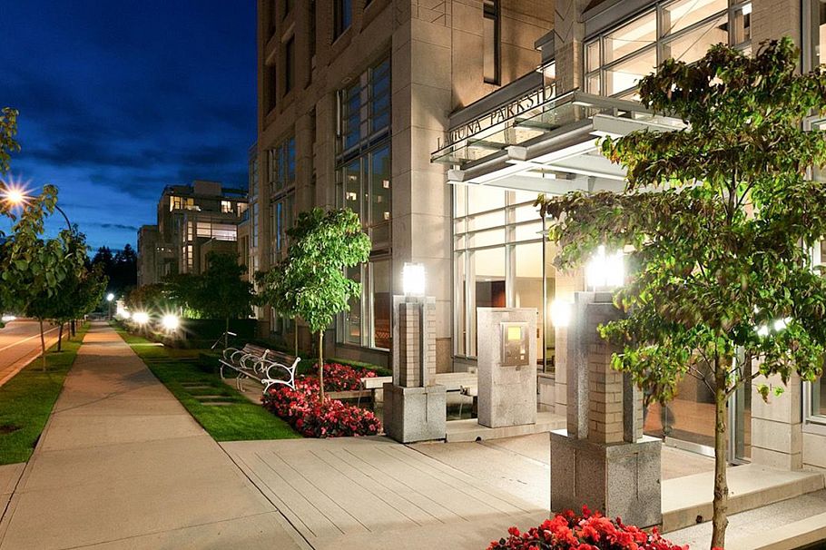 401 1925 Alberni Street Vancouver, BC - 1