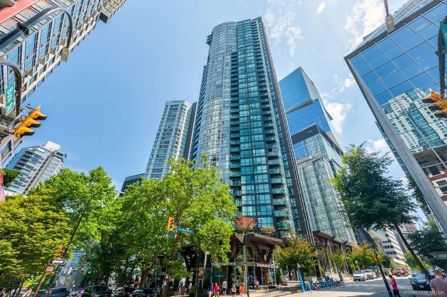 3501 1189 Melville Street Vancouver, BC - 2