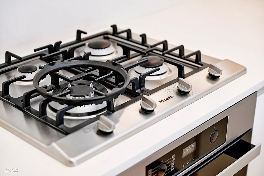 807 135 E 13th Street Vancouver, BC - 13