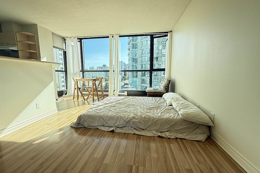 1010 1331 Alberni Street Vancouver, BC - 12