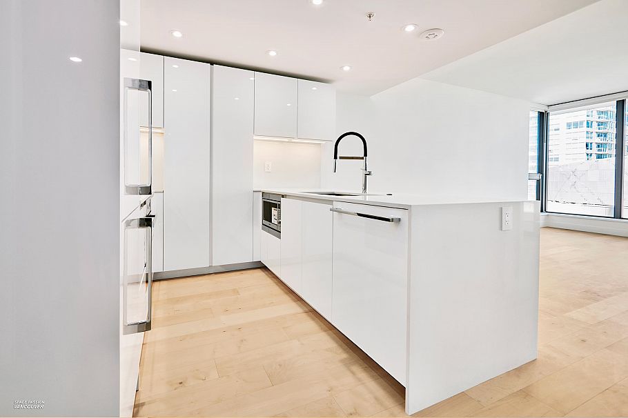 807 135 E 13th Street Vancouver, BC - 11