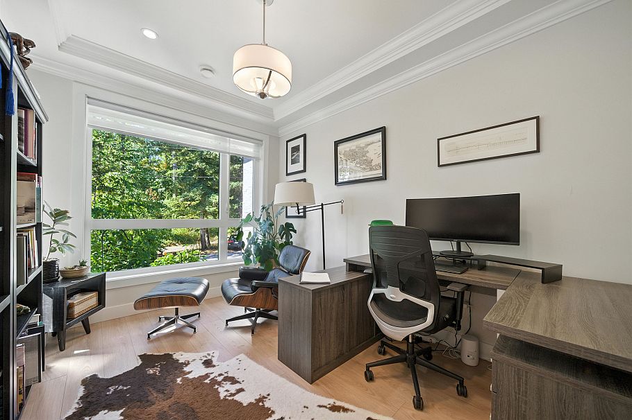 870 Browning Place North Vancouver, BC - 6