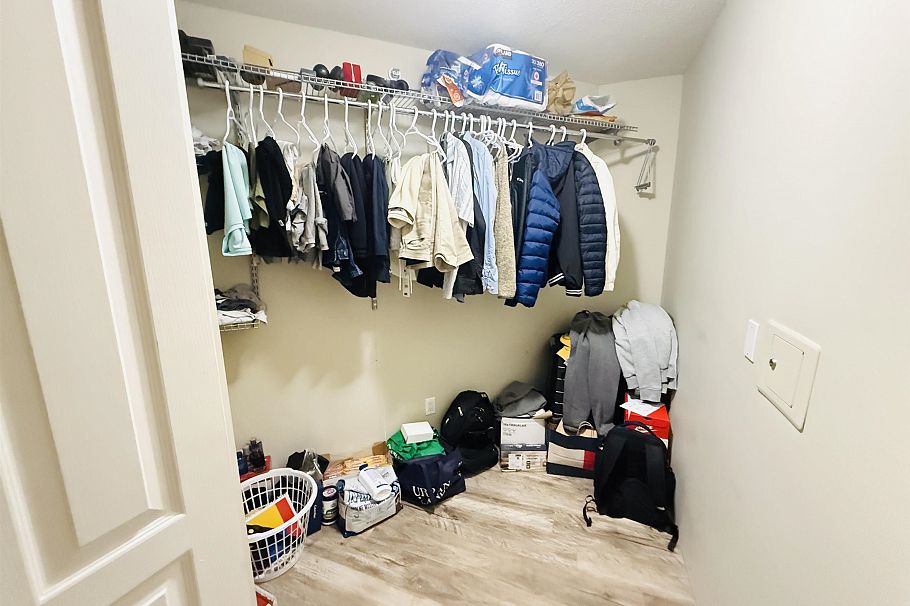 710 1189 Howe Street Vancouver, BC - 8