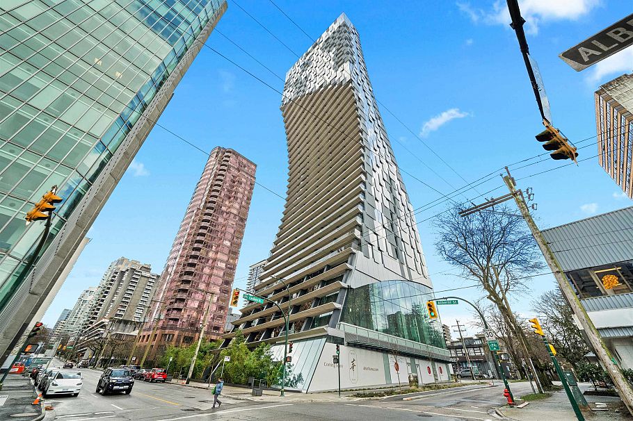 601 1568 Alberni Street Vancouver, BC - 1