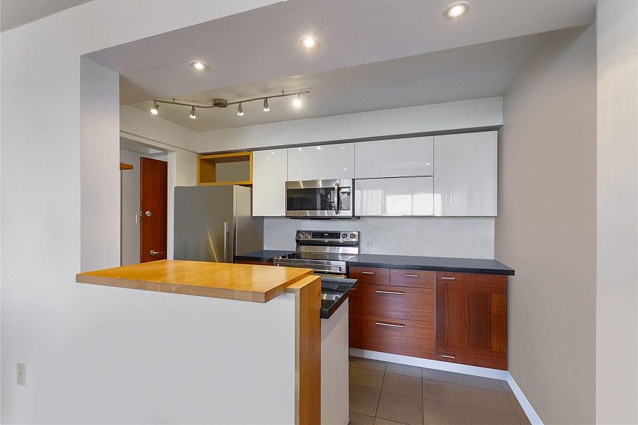 1850 Comox Street Vancouver, BC - 10