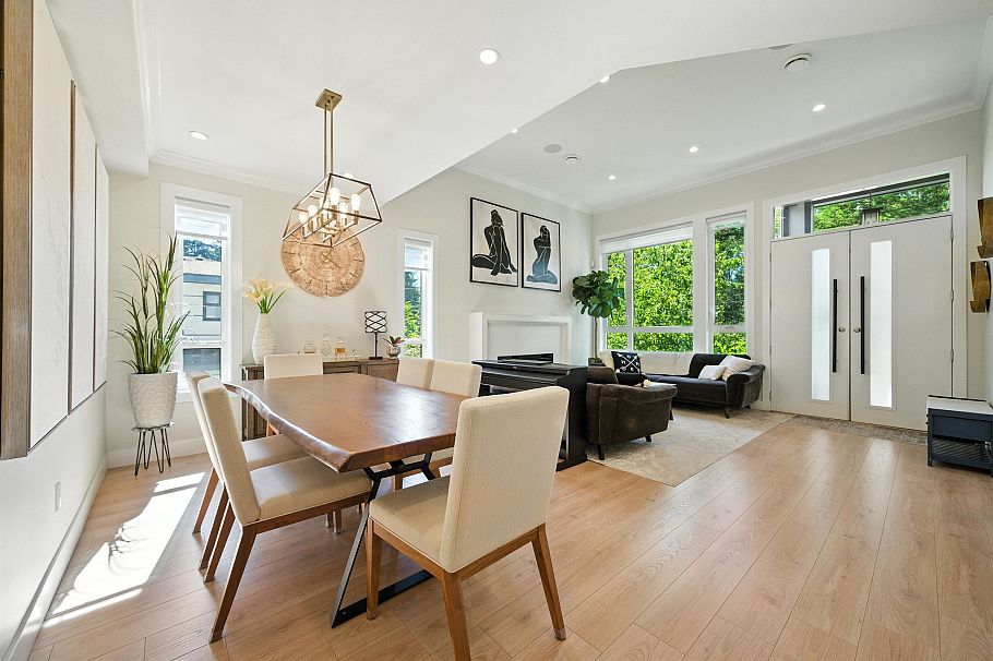 870 Browning Place North Vancouver, BC - 7