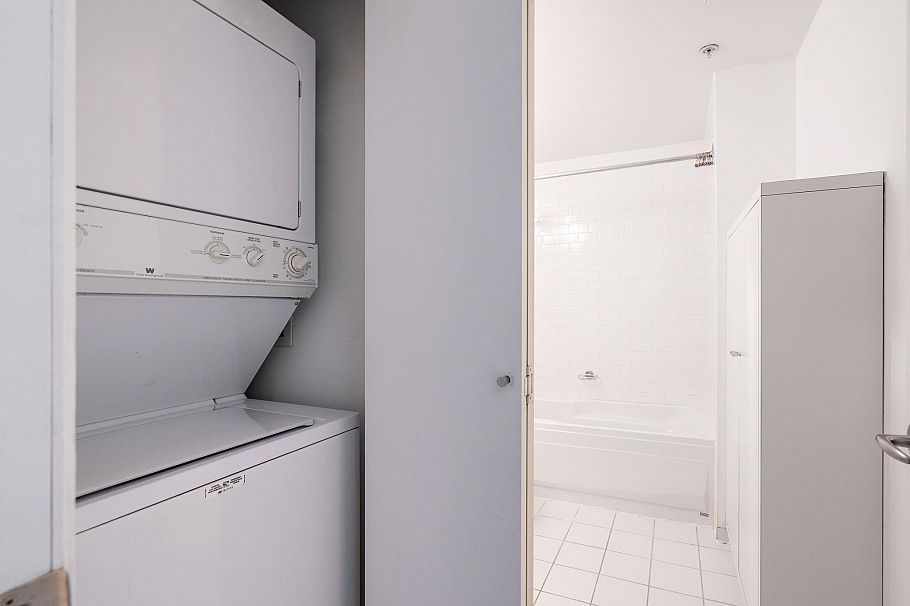 201 869 Beatty Street Vancouver, BC - 16