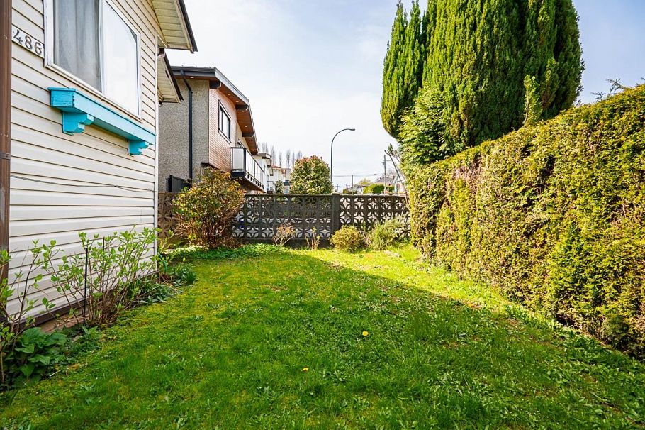 486 E King Edward Avenue Vancouver, BC - 4