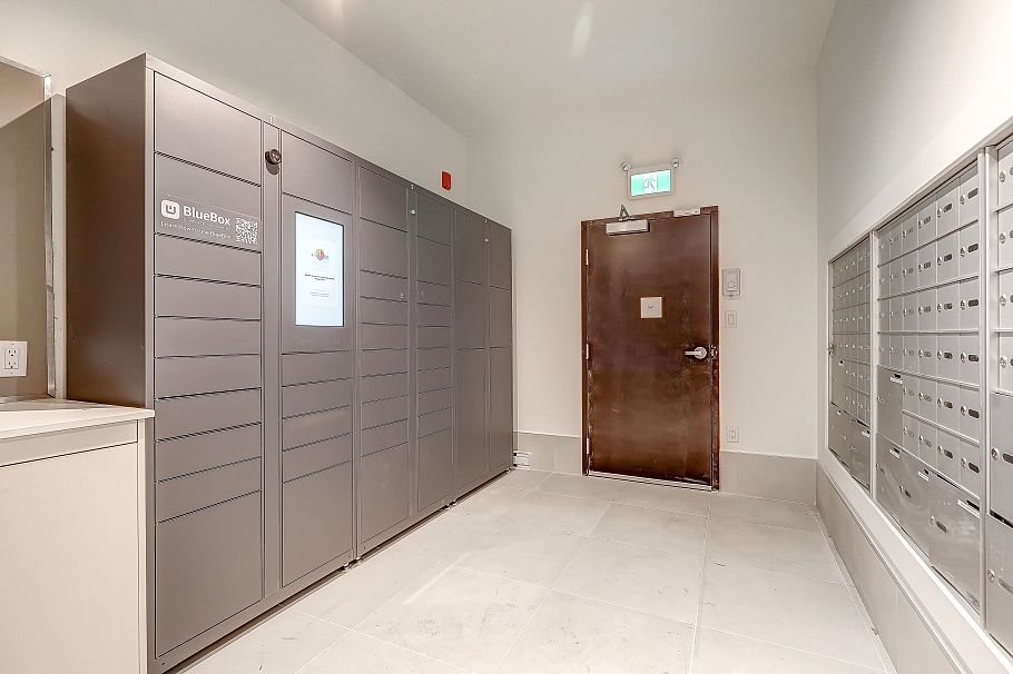 517 3594 Malsum Drive North Vancouver, BC - 32