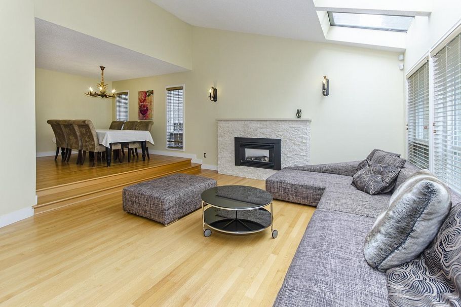 4063 W 33rd Avenue Vancouver, BC - 4