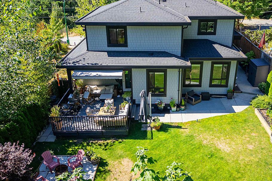 870 Browning Place North Vancouver, BC - 30