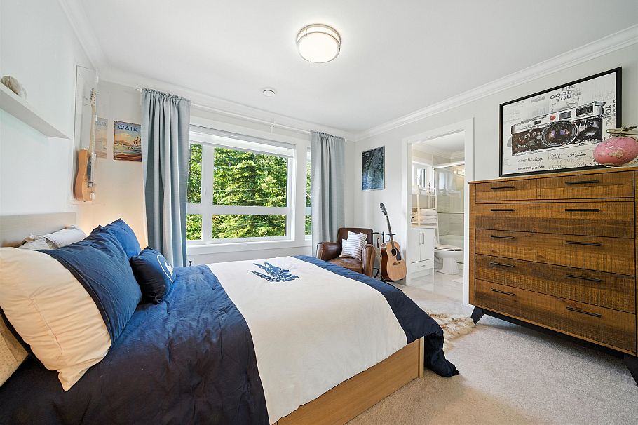 870 Browning Place North Vancouver, BC - 22