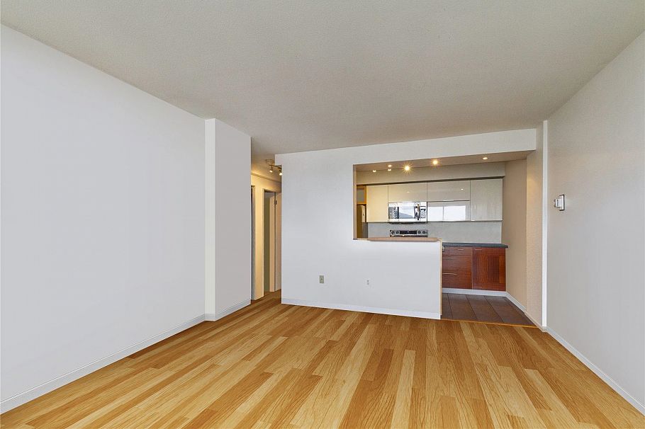 1850 Comox Street Vancouver, BC - 8