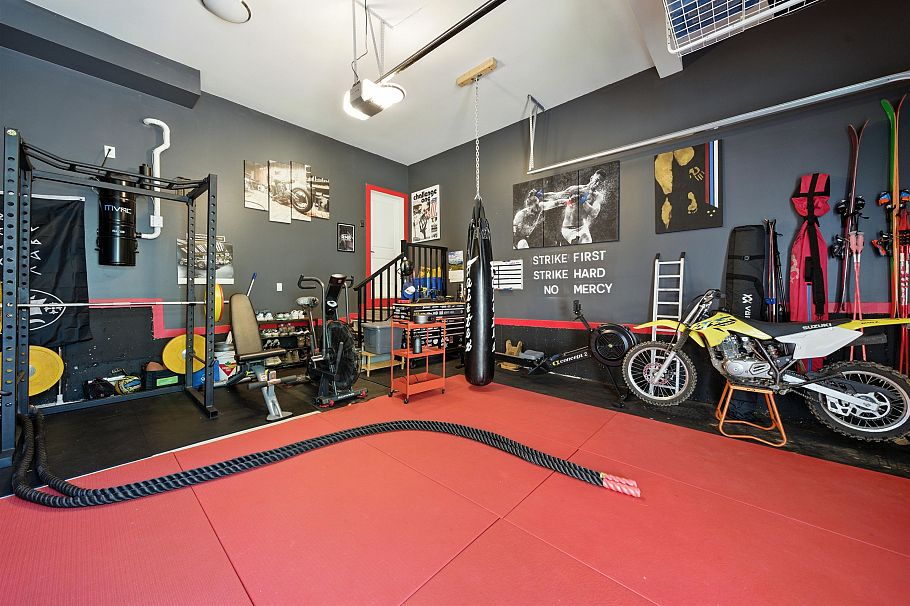 870 Browning Place North Vancouver, BC - 27