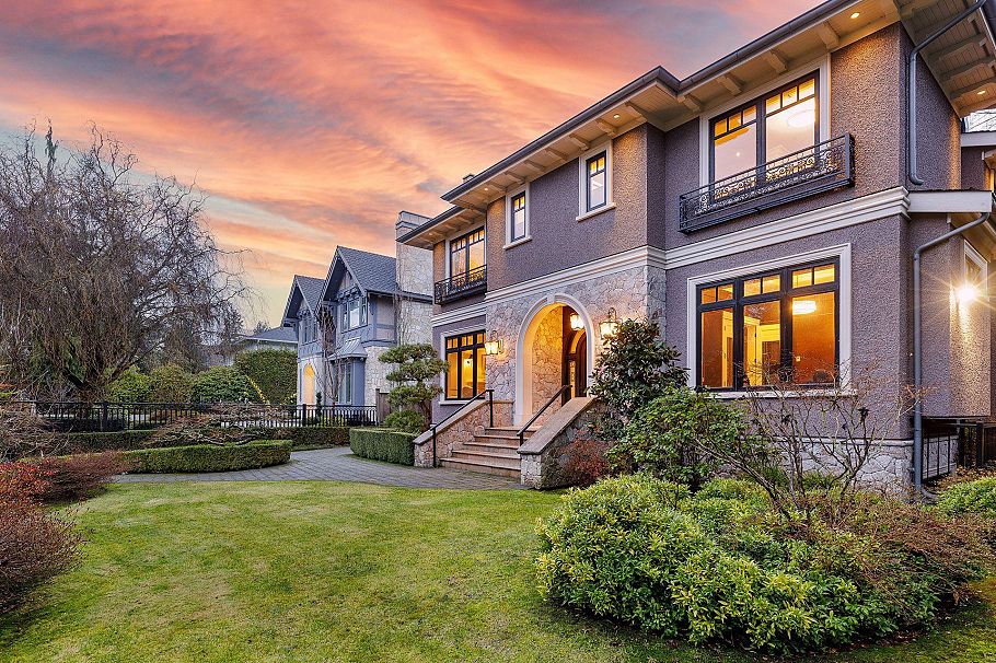 5826 Angus Drive Vancouver, BC - 2