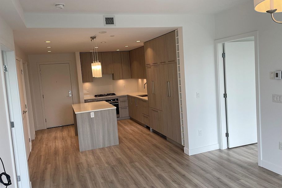 308 707 E 3rd Street North Vancouver, BC - 9