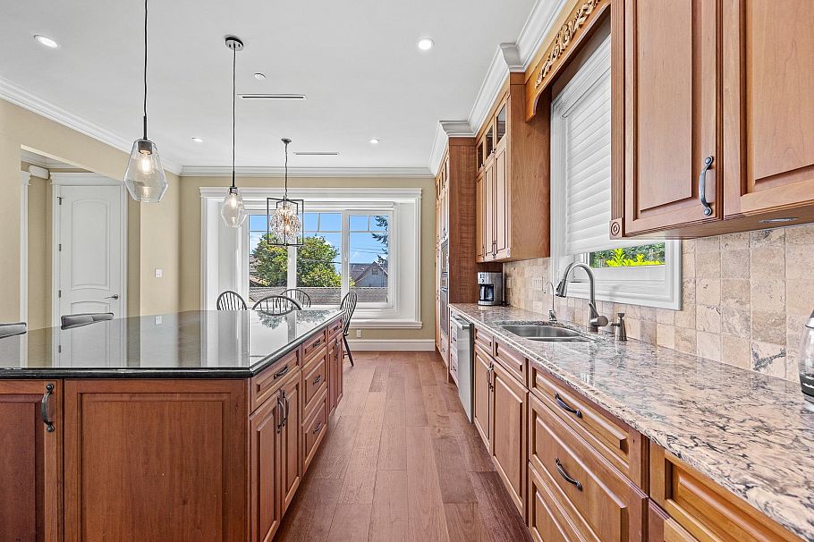 4042 W 34th Avenue Vancouver, BC - 15