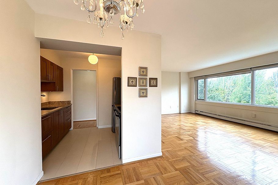 305 6076 Tisdall Street Vancouver, BC - 13