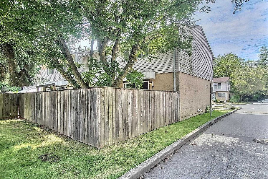 6878 Arlington Street Vancouver, BC - 19