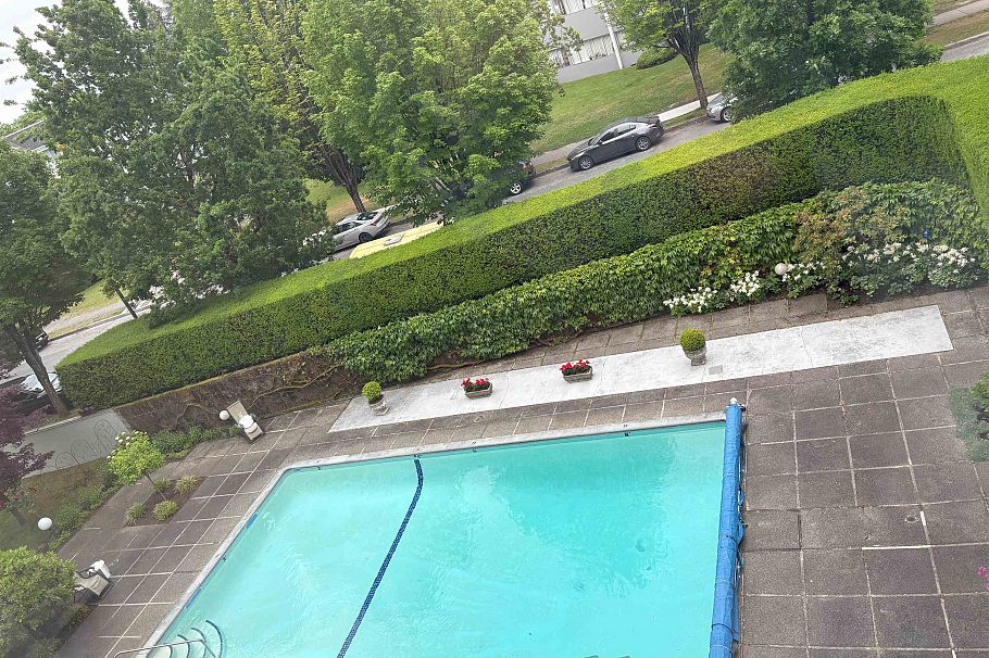 305 6076 Tisdall Street Vancouver, BC - 1