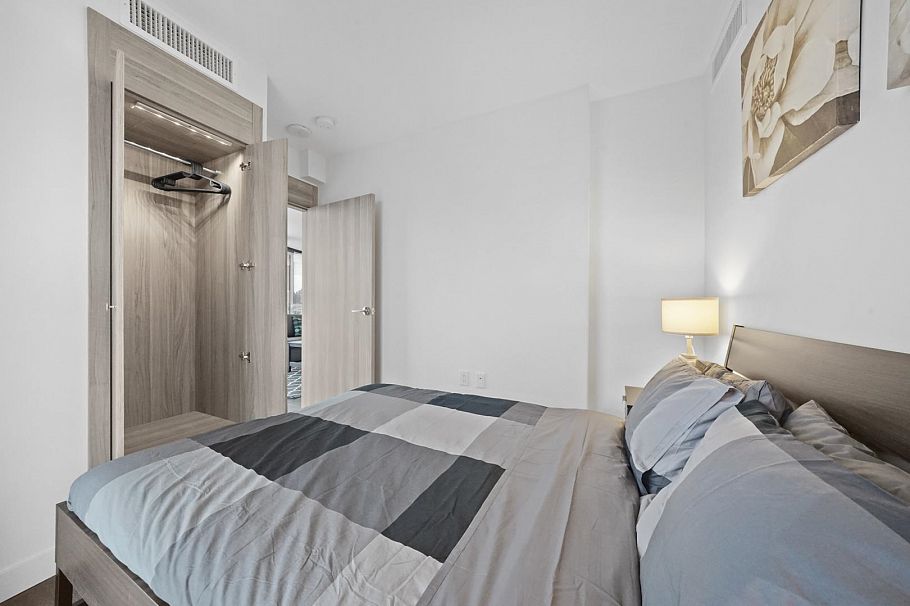 1884 87 Nelson Street Vancouver, BC - 14