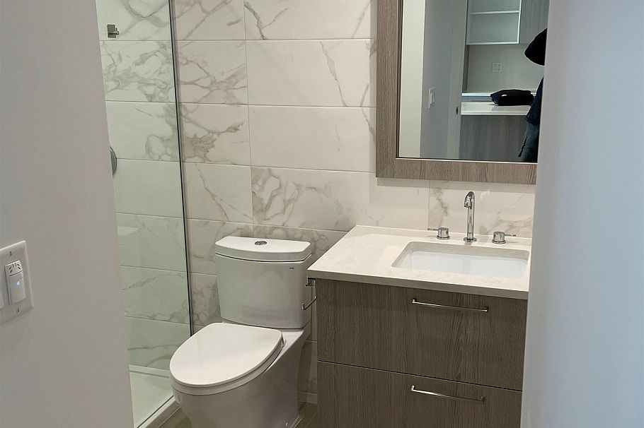 308 707 E 3rd Street North Vancouver, BC - 13