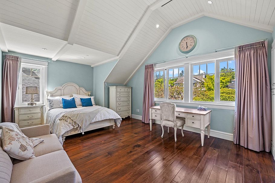 4042 W 34th Avenue Vancouver, BC - 26