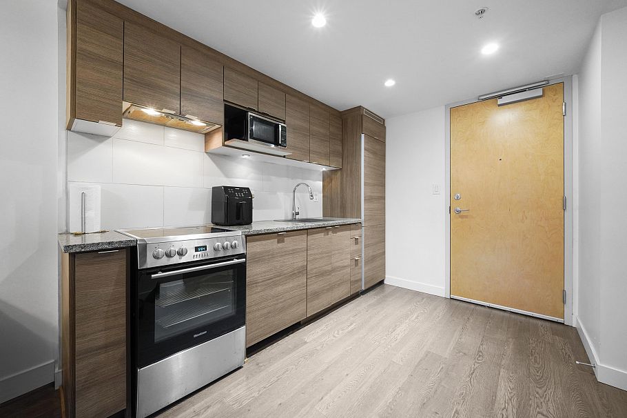 811 489 Interurban Way Vancouver, BC - 6