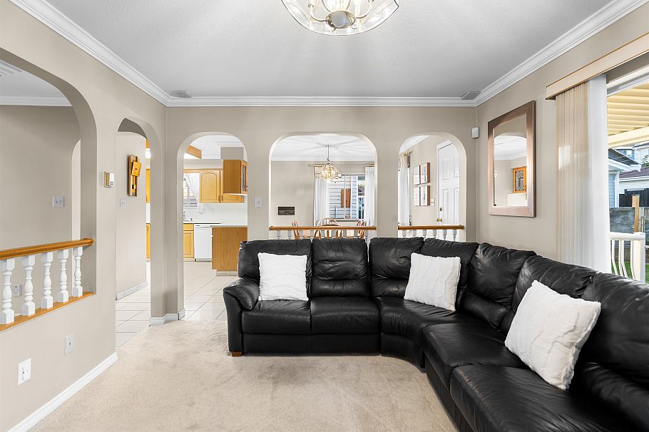 5455 Chambers Street Vancouver, BC - 4