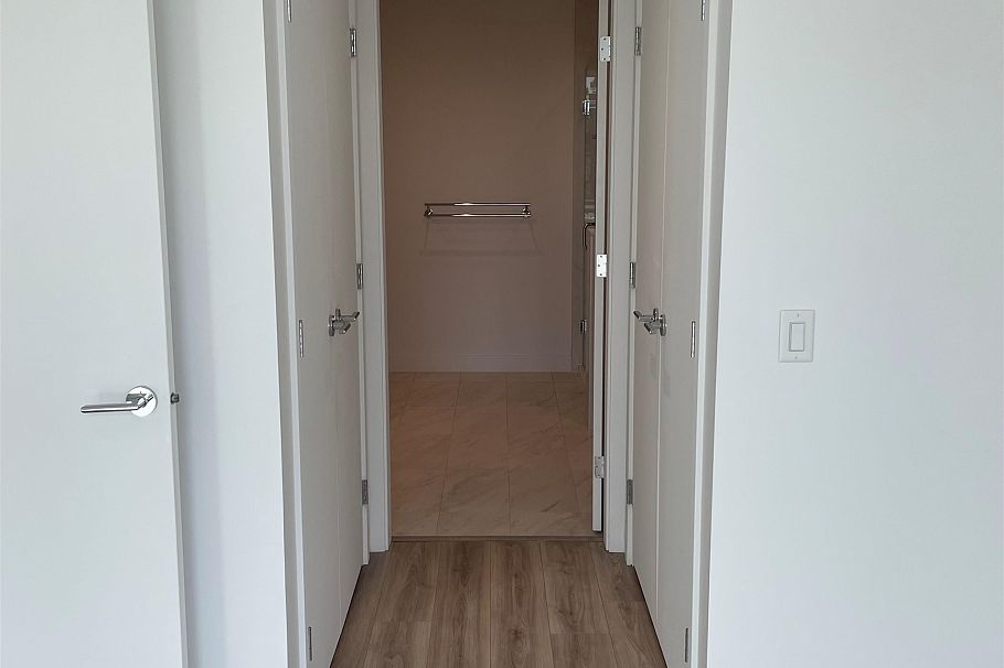 308 707 E 3rd Street North Vancouver, BC - 10