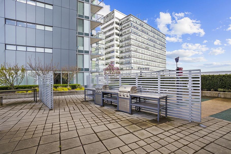 811 489 Interurban Way Vancouver, BC - 25