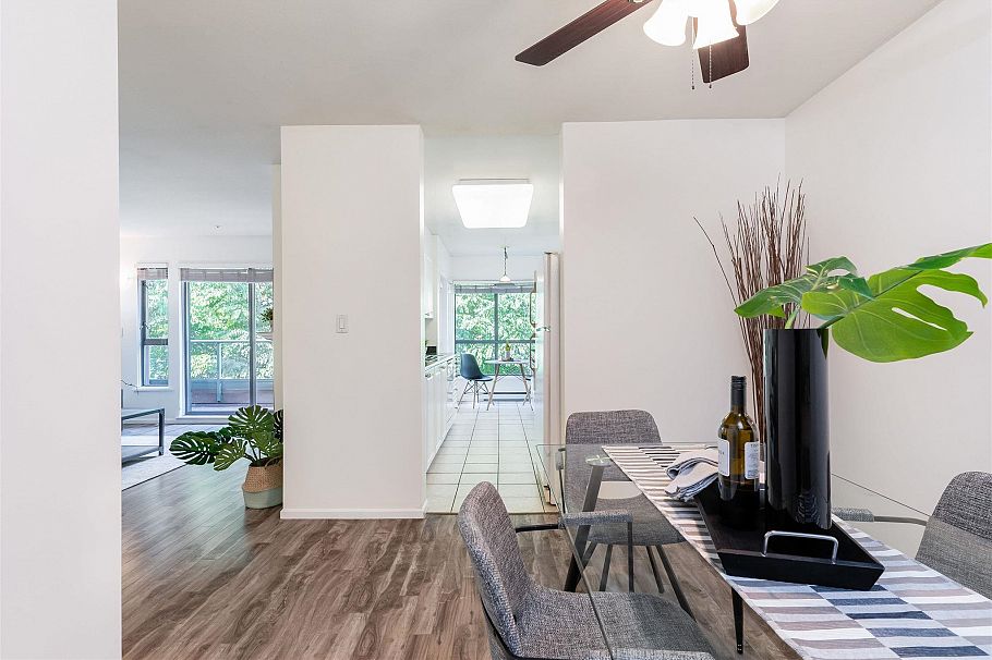 PH12 223 Mountain Highway North Vancouver, BC - 12