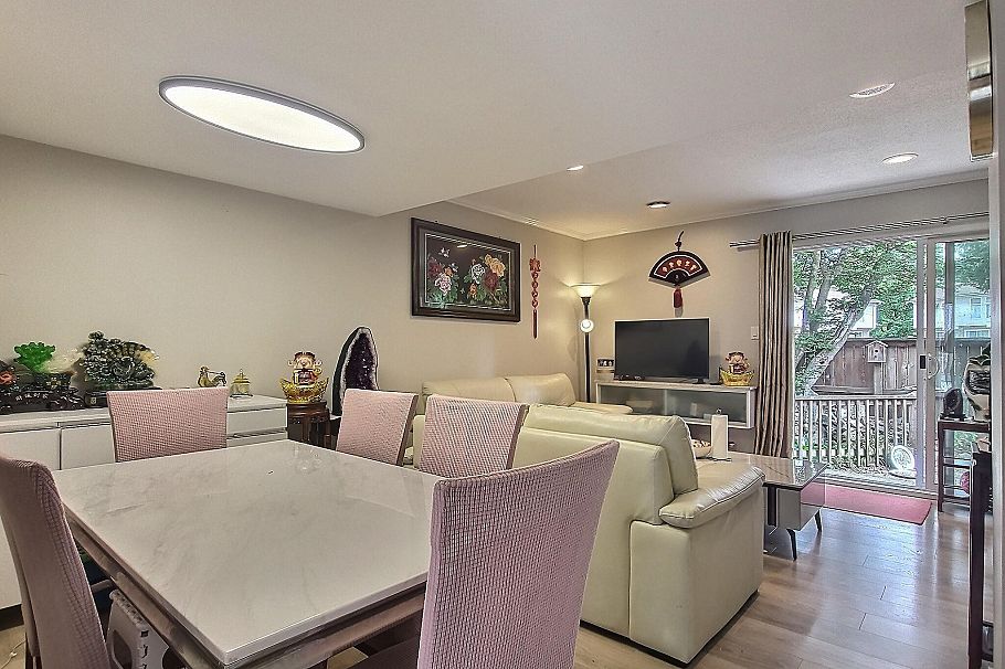 6878 Arlington Street Vancouver, BC - 4