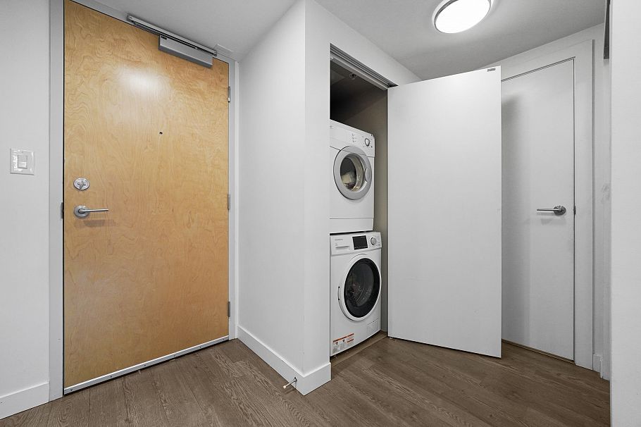 811 489 Interurban Way Vancouver, BC - 3