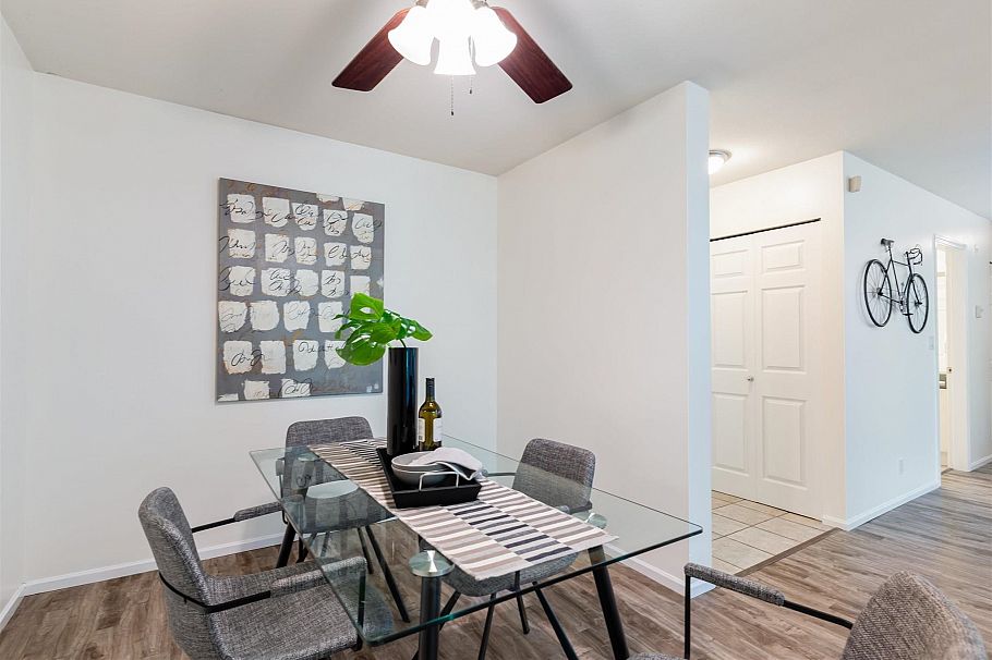 PH12 223 Mountain Highway North Vancouver, BC - 10