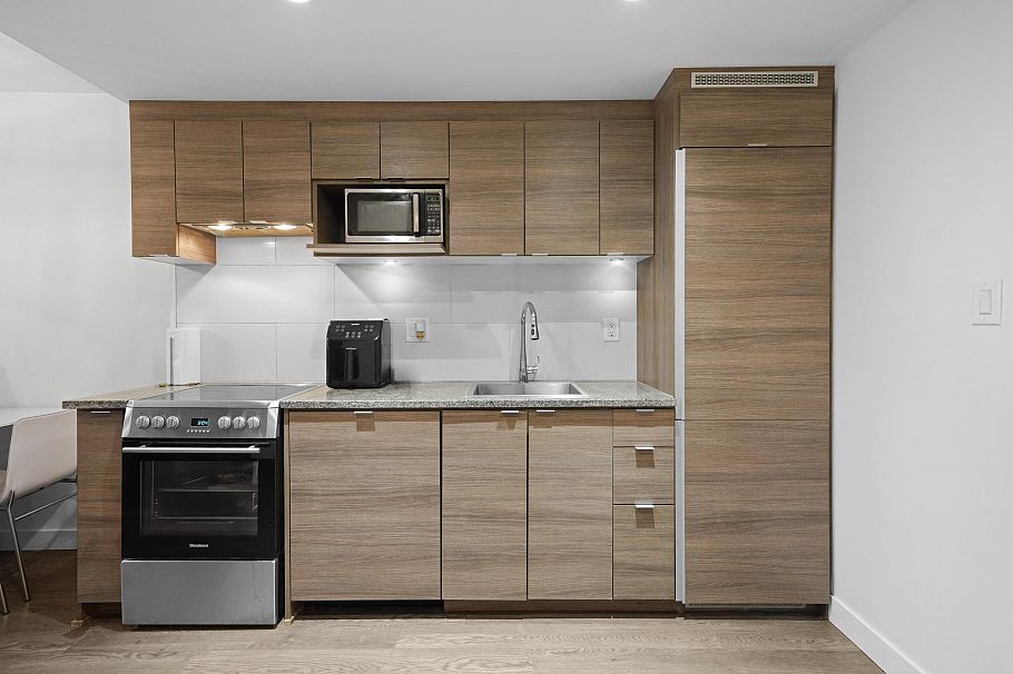 811 489 Interurban Way Vancouver, BC - 5