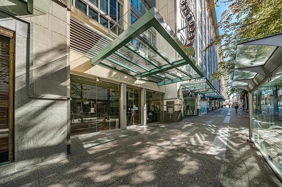 1311 610 Granville Street Vancouver, BC - 2