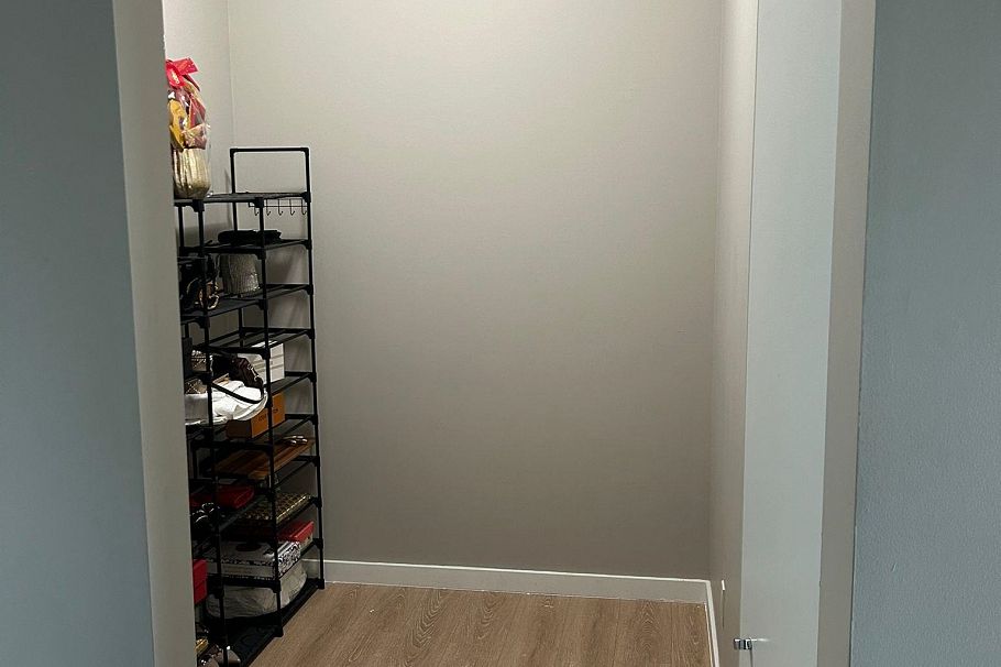 207 5605 Hampton Place Vancouver, BC - 1