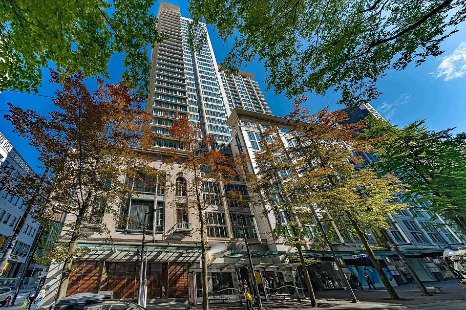 1311 610 Granville Street Vancouver, BC - 5