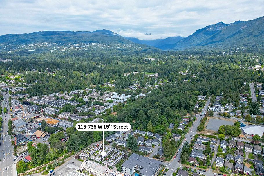 115 735 W 15th Street North Vancouver, BC - 37