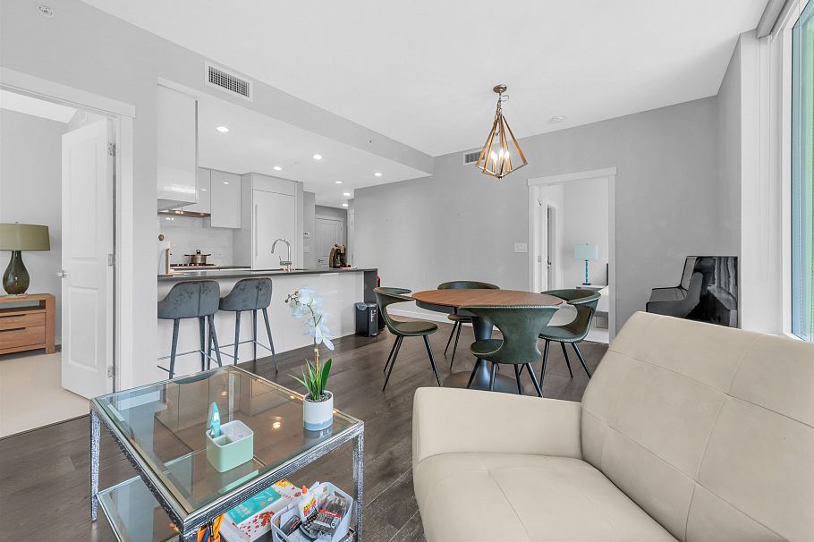 305 3487 Binning Road Vancouver, BC - 4