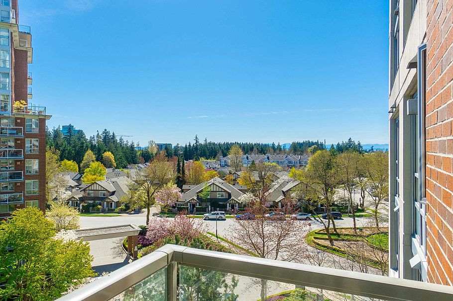 707 5639 Hampton Place Vancouver, BC - 3