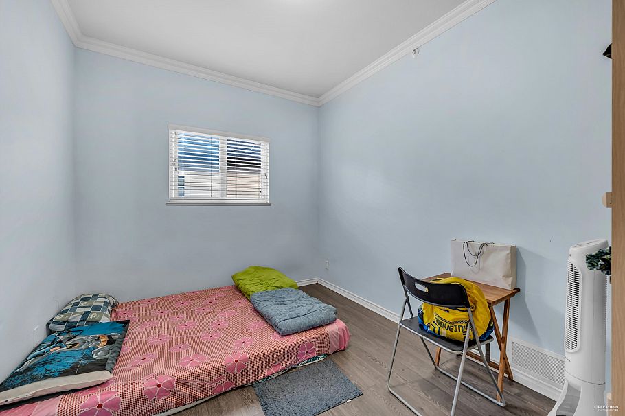 180 E 62nd Avenue Vancouver, BC - 15