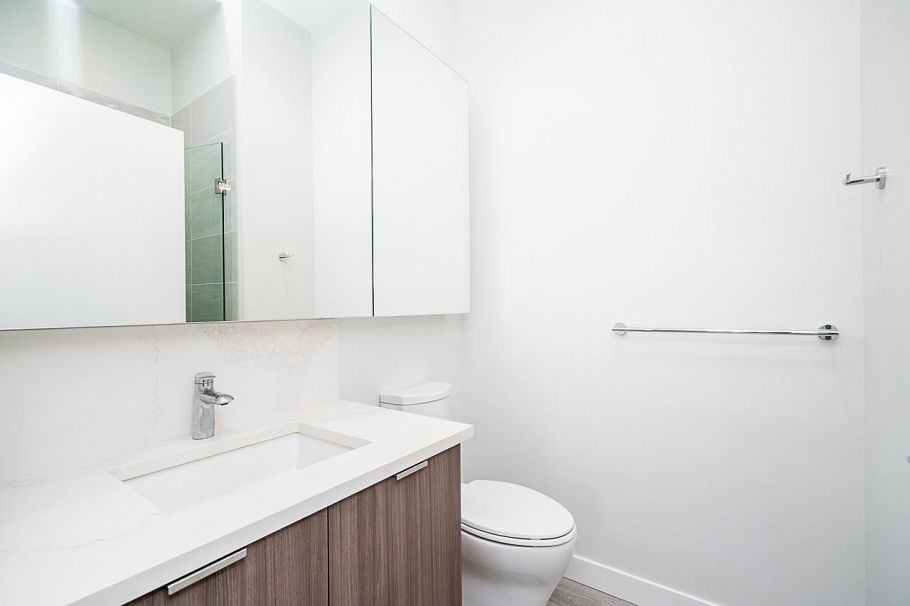 114 3430 E Kent Avenue South Vancouver, BC - 21