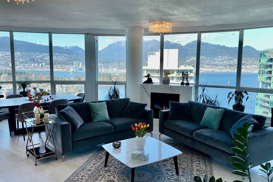 3306 1111 W Pender Street Vancouver, BC - 2