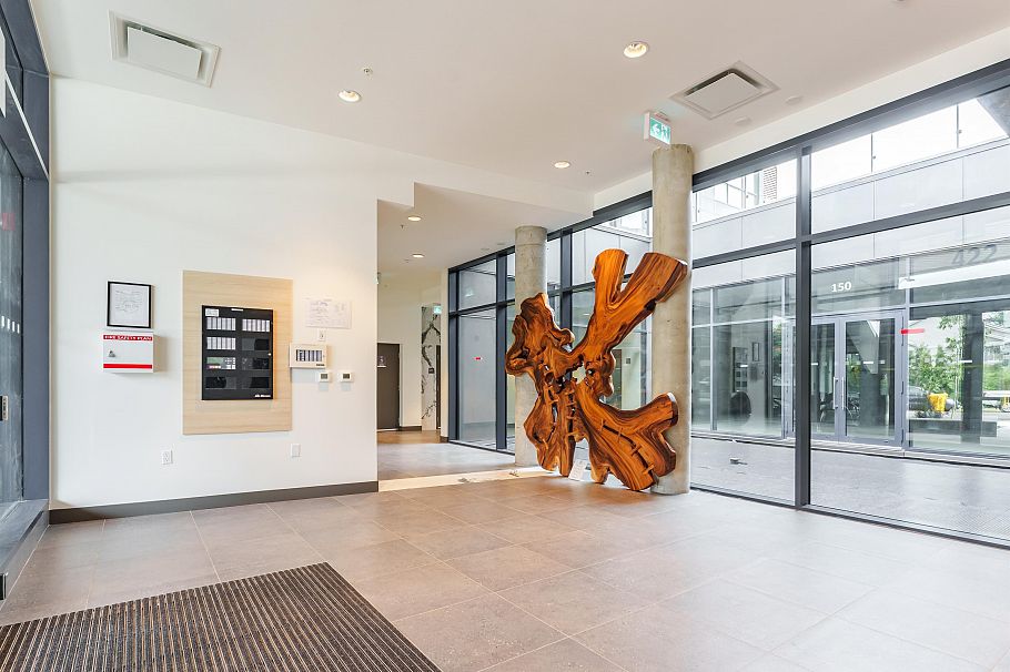 359 422 E 3rd Street North Vancouver, BC - 32