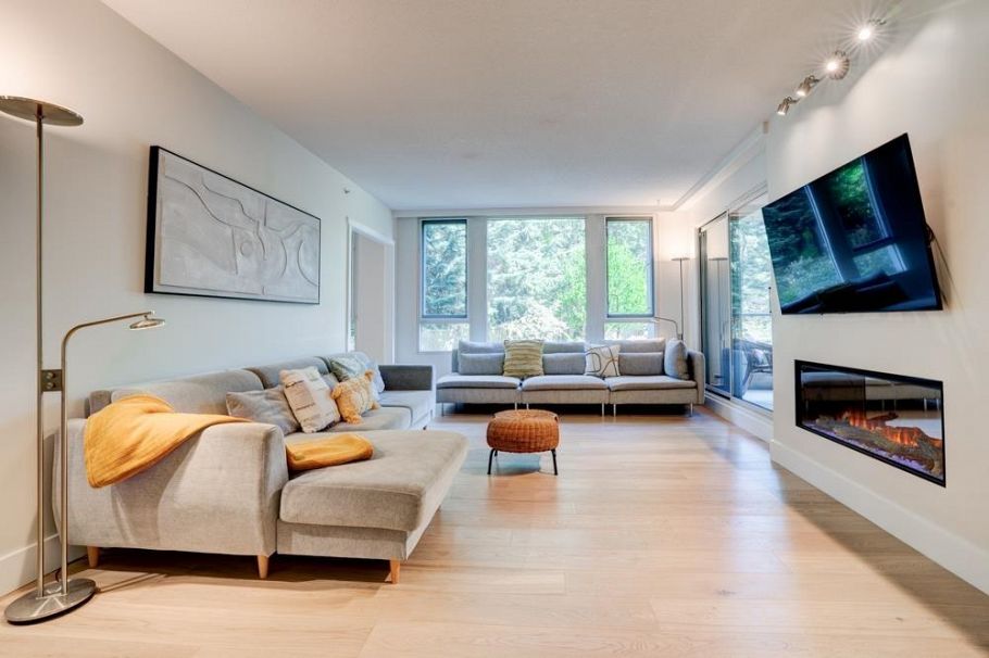 301 5775 Hampton Place Vancouver, BC - 5